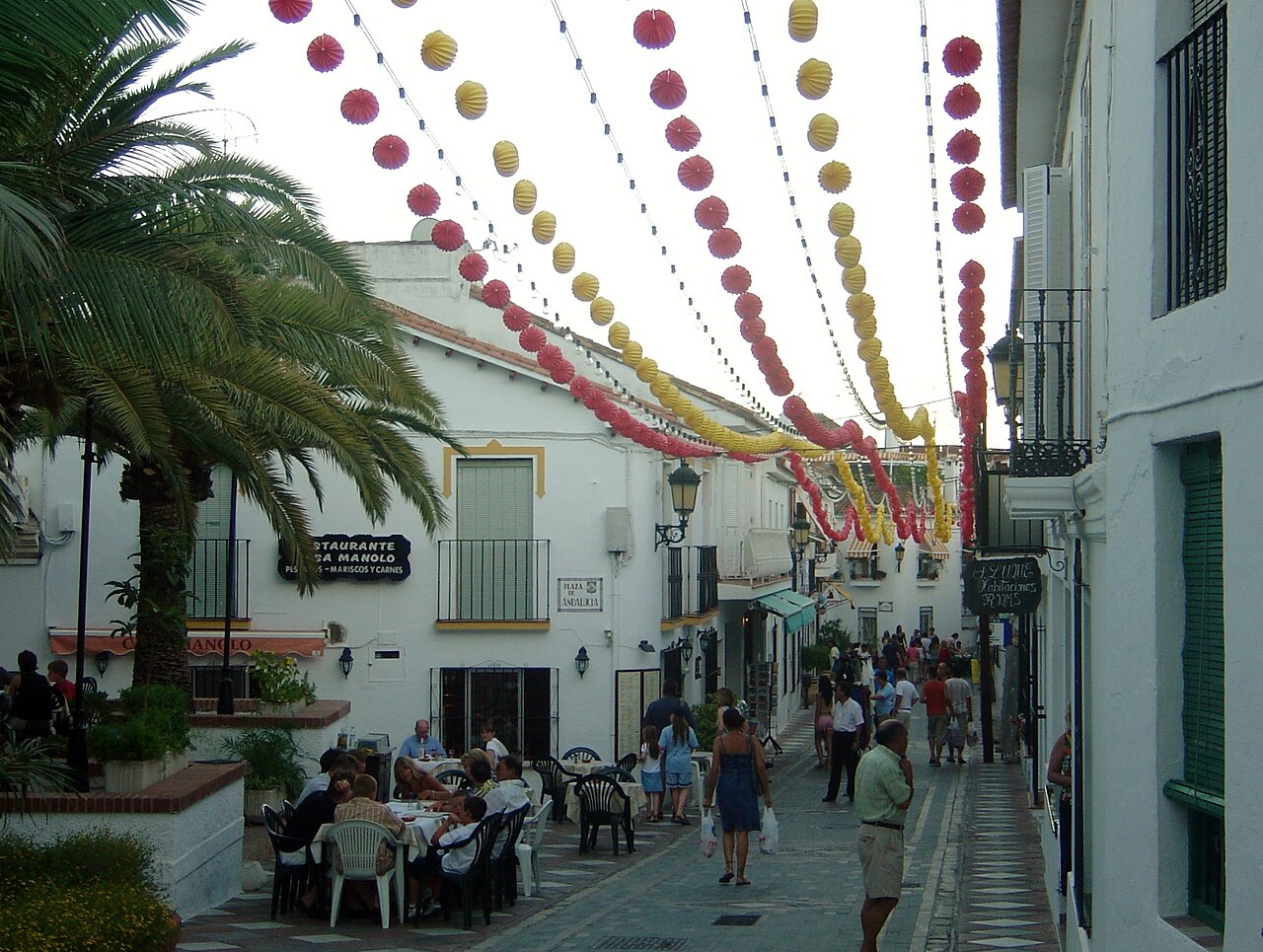 Vista de Benalmádena Pueblo, pueblo blanco andaluz